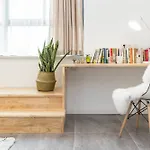Starhome North Bund Branch